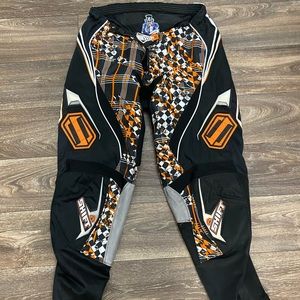 Shift motocross pants Orange checker hip pads sz36